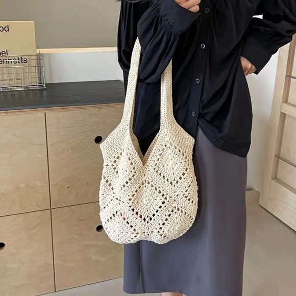 Heart4kids Floral Pattern Shoulder Bag - Picture 1 of 9